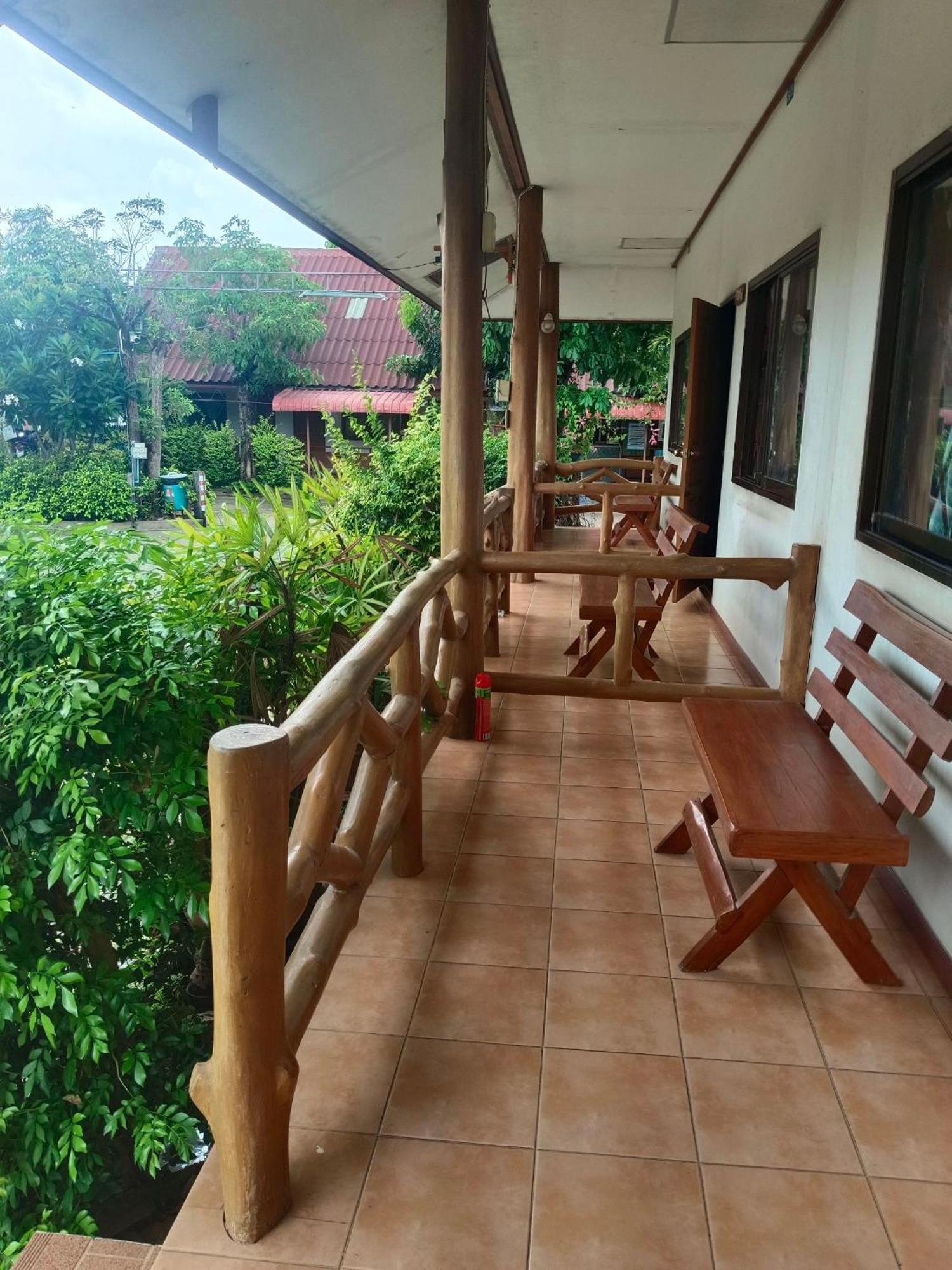 Mg Guesthouse Sukhothai Quarto foto